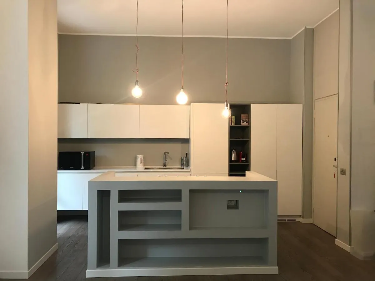 Caseospitali - Casa Raffaella, Moderno Bilocale Vicino Al San Raffaele contacts